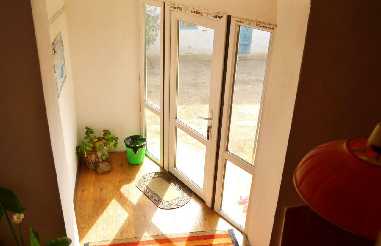 Guesthouse Bermet Tong Luaran gambar