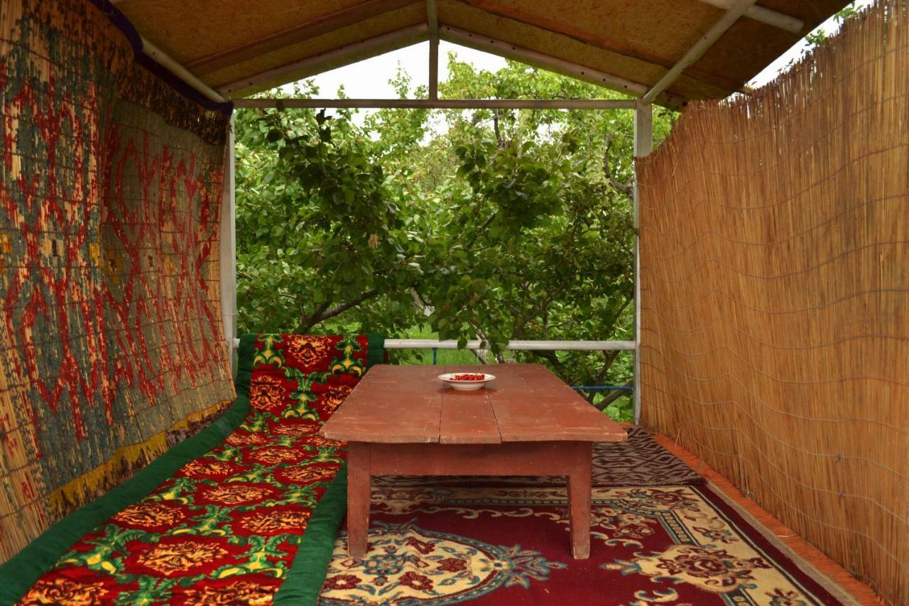 Guesthouse Bermet Tong Luaran gambar
